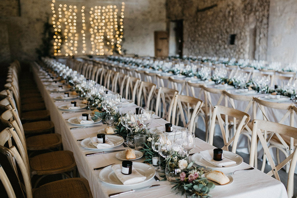 How to Style The Tables at Your Wedding: Layouts & Seating Plans